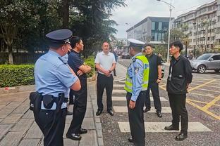 休城电台主持：范弗里特将缺席一周&至少四场 或在全明星后复出